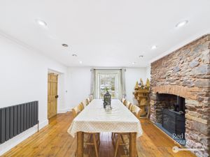 Dining Room- click for photo gallery